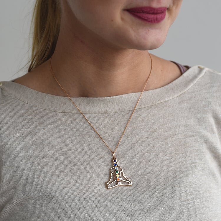 Zlatý přívěsek se zirkony v barvách čaker 62574