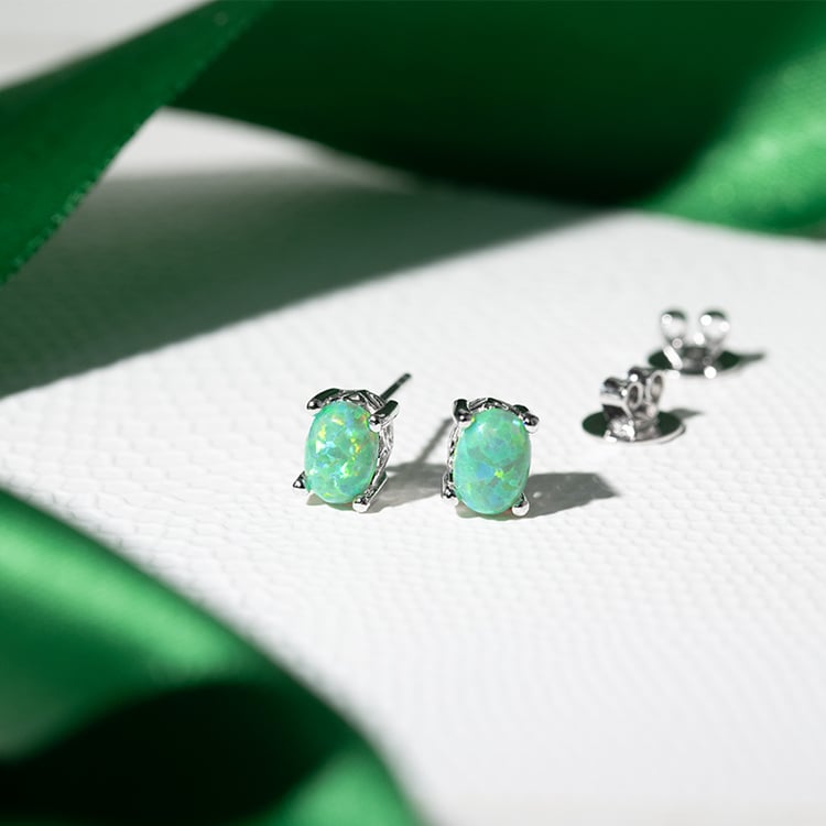 Stříbrné náušnice se zelenými opály Jula 130470