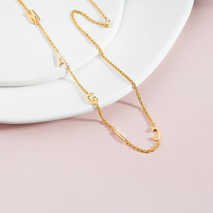 Stříbrný náhrdelník s 5 písmenky podle vaší volby a lab-grown diamantem