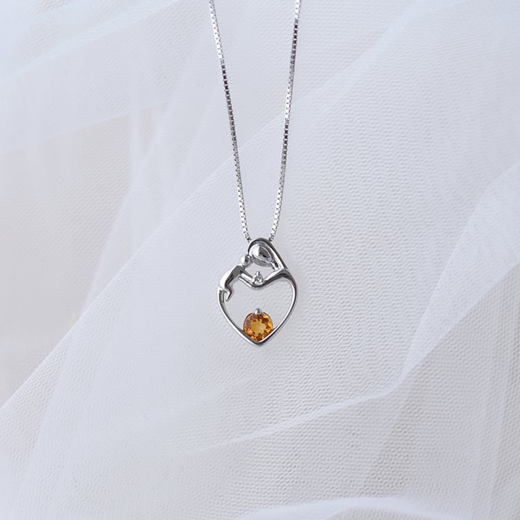 Přívěsek Matka a dítě z bílého zlata s citrínem 58140