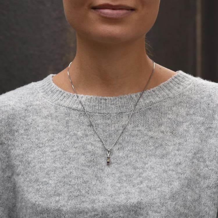 Jemný stříbrný náhrdelník s turmalíny 49121