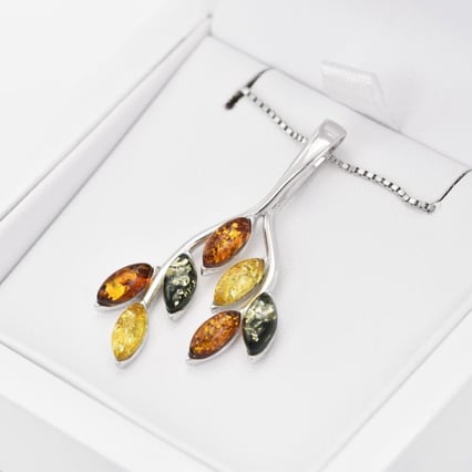 Nádherný jantarový přívěsek ze stříbra Ada