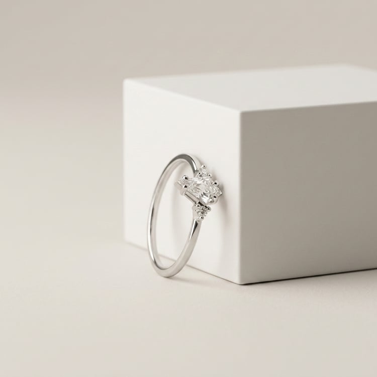Cluster prsten ze zlata 0.41ct IGI certifikovaným lab-grown diamantem Isolde 171411