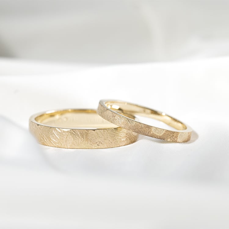 Zlaté snubní prsteny Laqen 131944