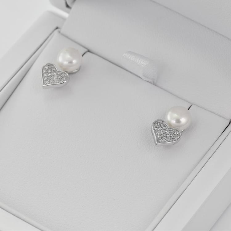 Stříbrné perlové náušnice 26624