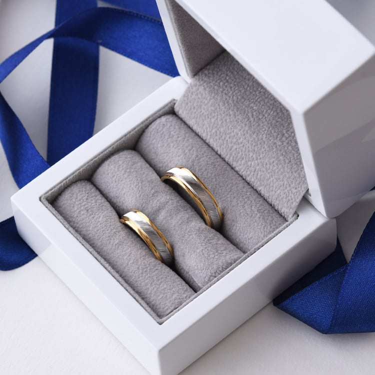 Snubní prsteny s drážkami 76194