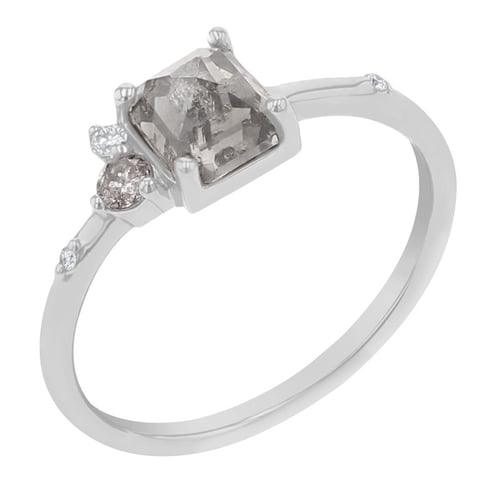 Prsten se salt and pepper diamantem a lab-grown diamanty Kenya