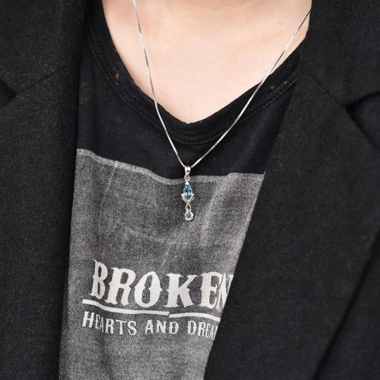 Topazový náhrdleník 25639