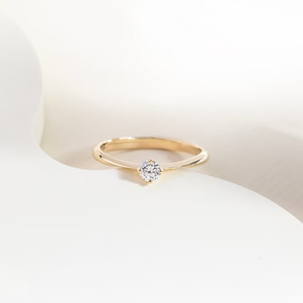 Zásnubní prsten s moissanitem Sevati