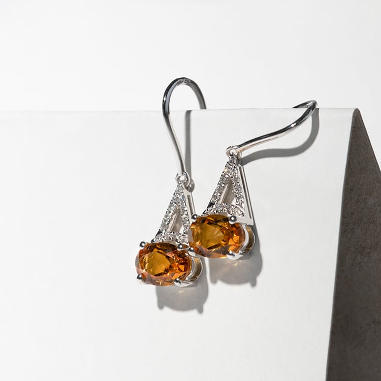 Zlaté citrínové náušnice s diamanty Jesper 113034