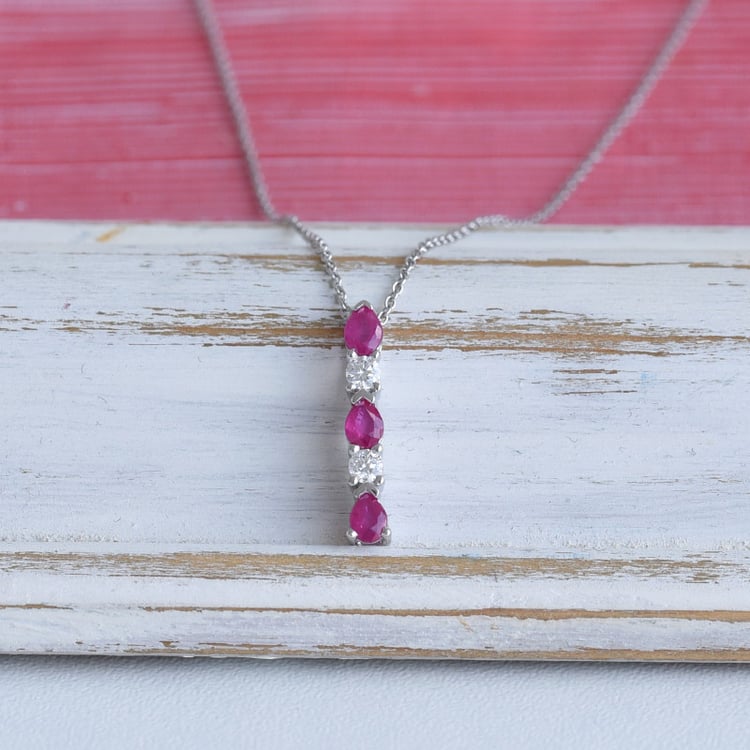 Diamantový přívěsek z bílého zlata 85956