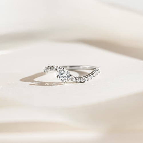 Atypický zásnubní prsten s lab-grown diamantem Elise