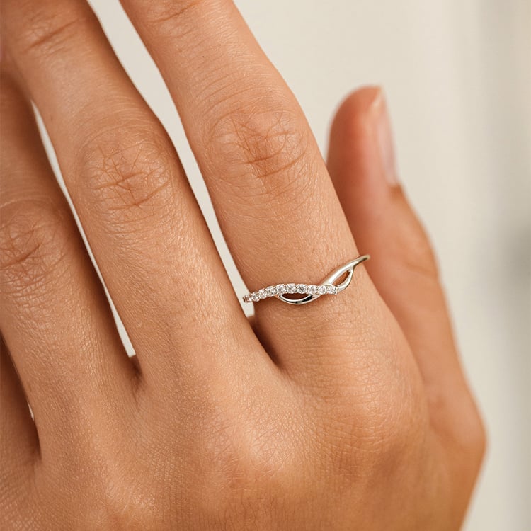 Atypický prsten ze stříbra s lab-grown diamanty Joel 163065