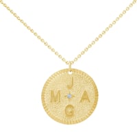 Personalizovaný přívěsek s drahokamem a písmenem Kenneth