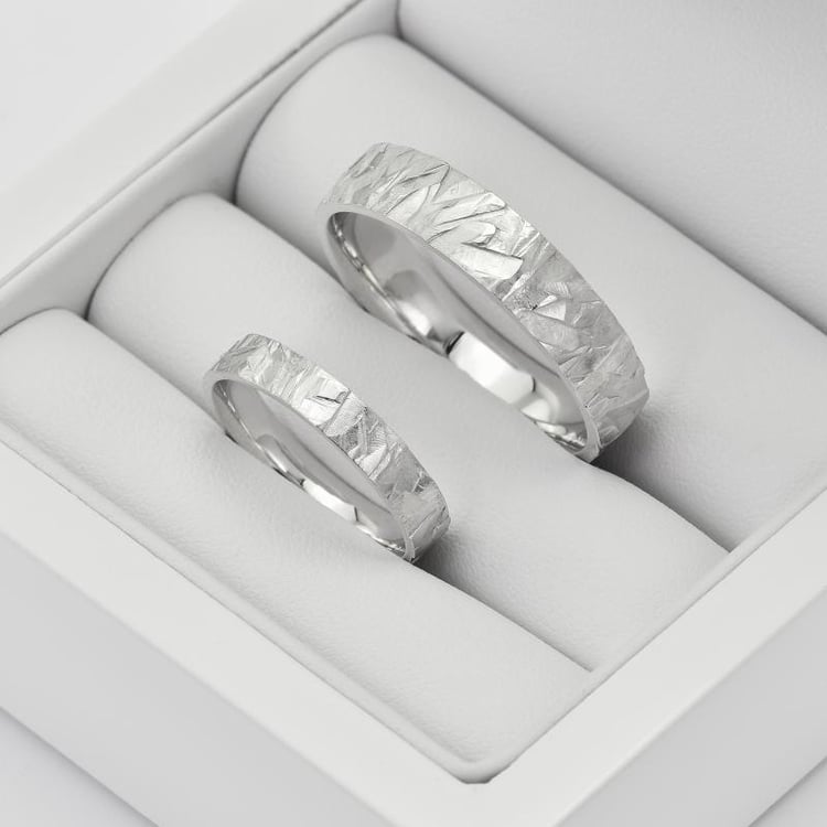 Snubní prsteny ze zlata 37779