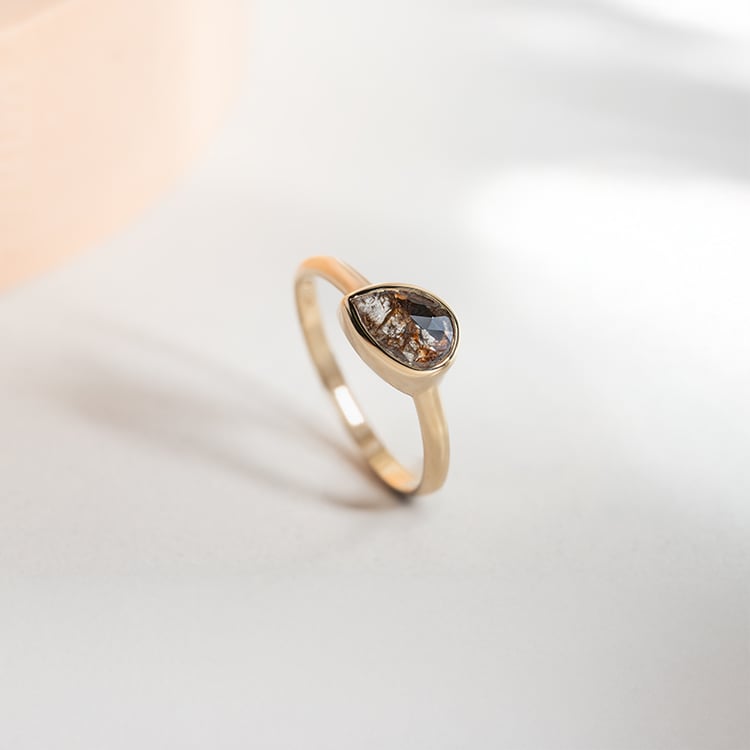 Prsten se salt and pepper pear diamantem Luna 149228