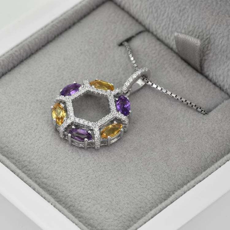 Drahokamový náhrdelník 43680