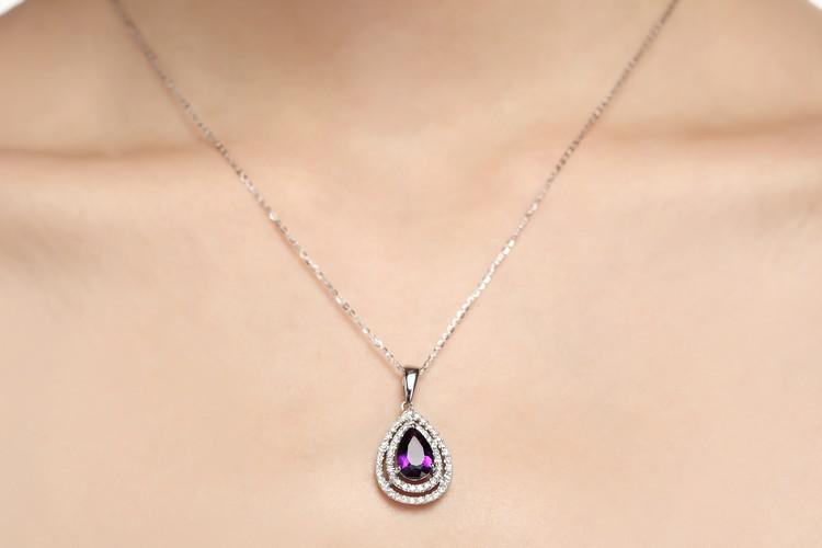 Náhrdelník s ametystem a diamanty 5286