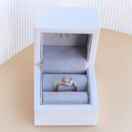 Zlatá sada propletených šperků s diamanty Emre