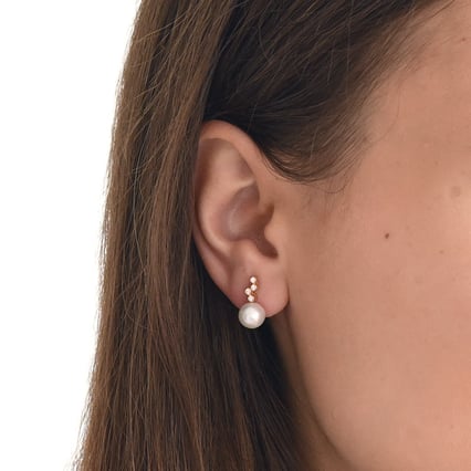 Náušnice s diamanty a bílou perlou Nayonika