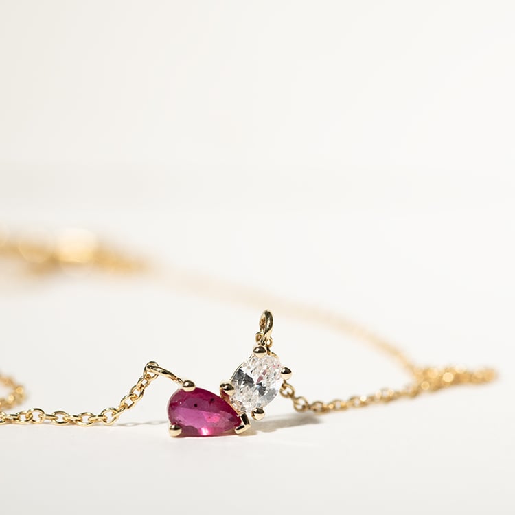 Náhrdelník Toi et Moi s rubínem a lab-grown diamantem Lennon 134774