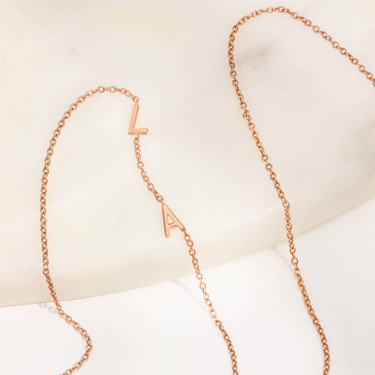 Stříbrný náhrdelník se 2 písmenky podle vaší volby Lupe 165072