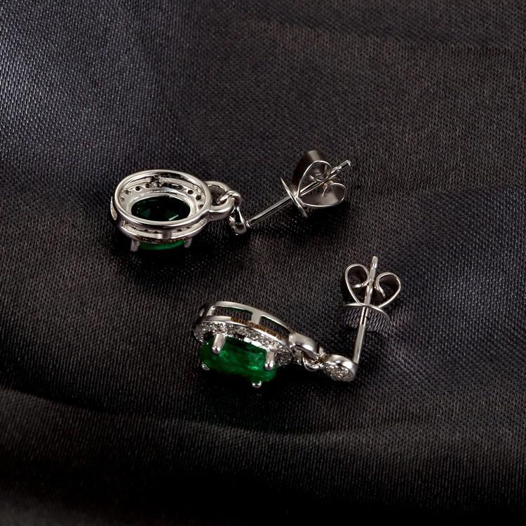 Oválné přírodní smaragdy 4923