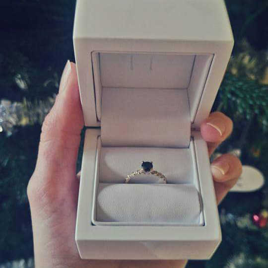 Zásnubní prsten s diamanty