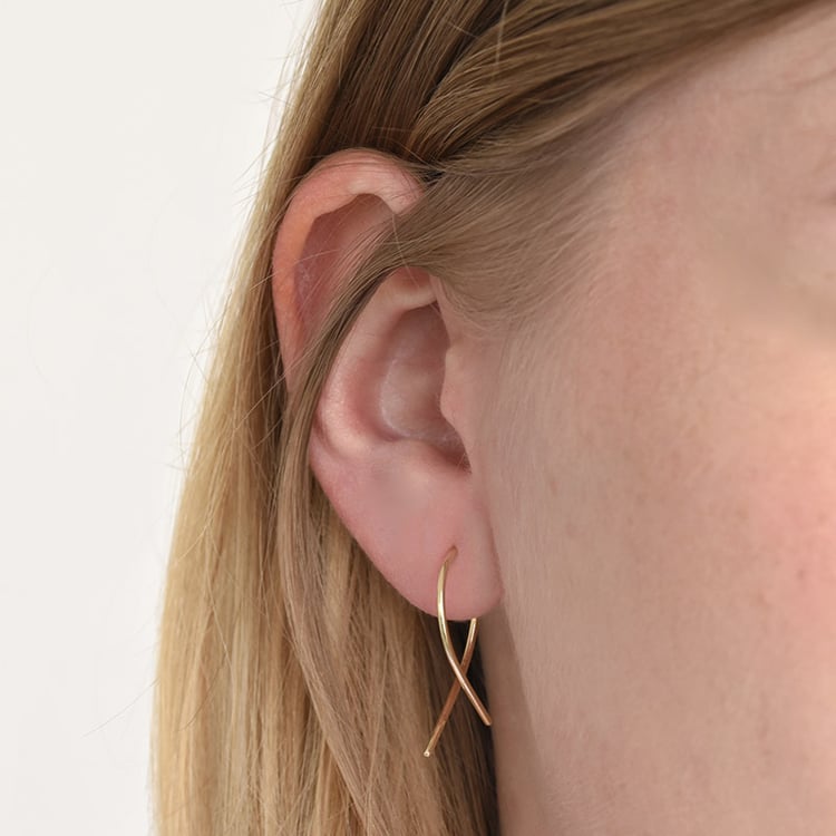 Zlaté náušnice netradičního designu Aapeli 84438