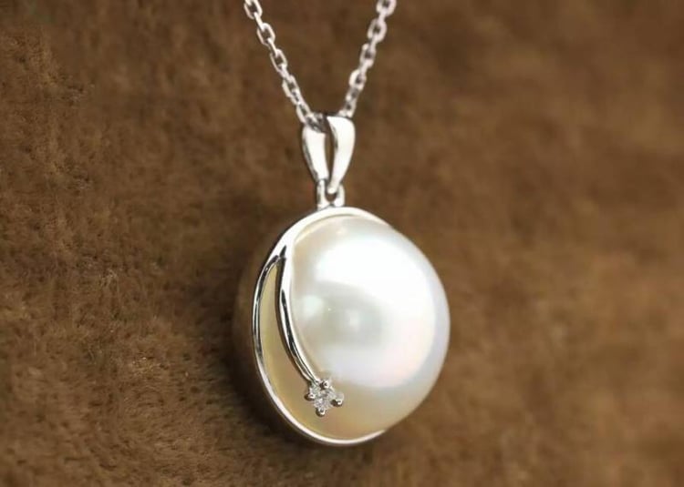 Zlatý perlový náhrdelník 12895