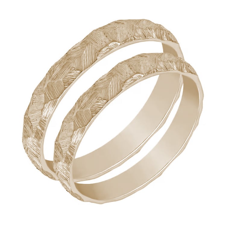 Tepané a škrábané snubní prsteny z oříškového zlata Vedette