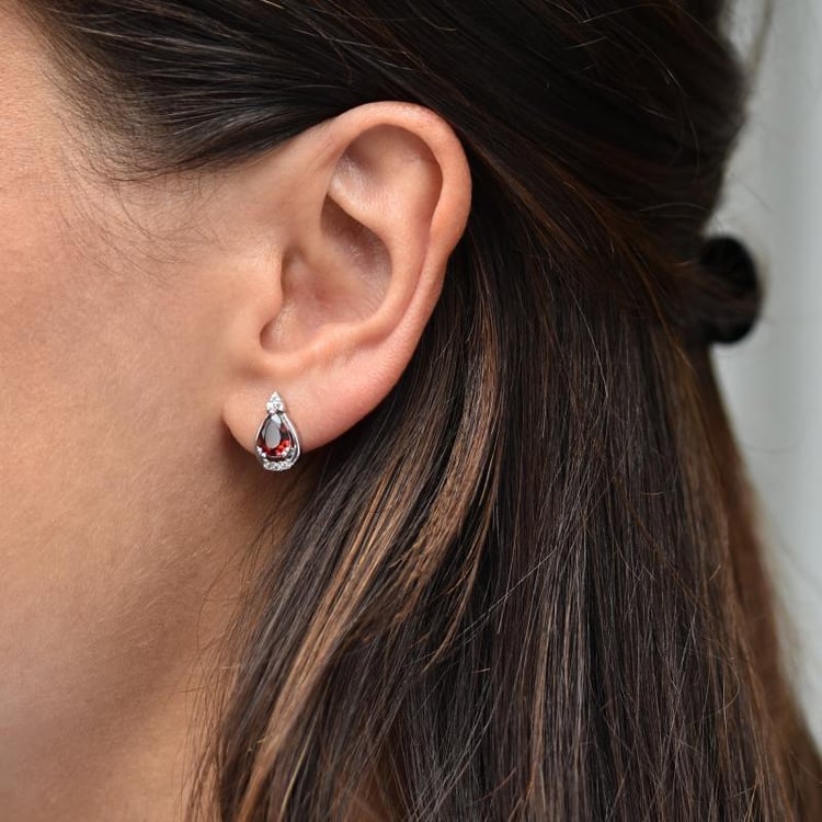 Stříbrné náušnice s granáty 42788