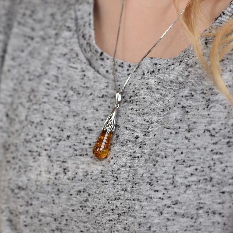 Náhrdelník s jantarem 27947