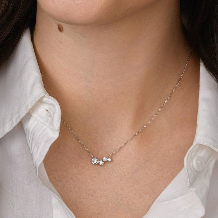 Moderní zlatý náhrdelník s diamanty Viola 160459