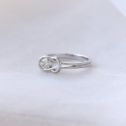 Zásnubní prsten s diamantem Cearah