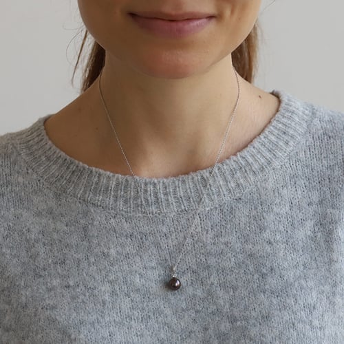 Přívěsek s černou perlou a diamantem Mananya