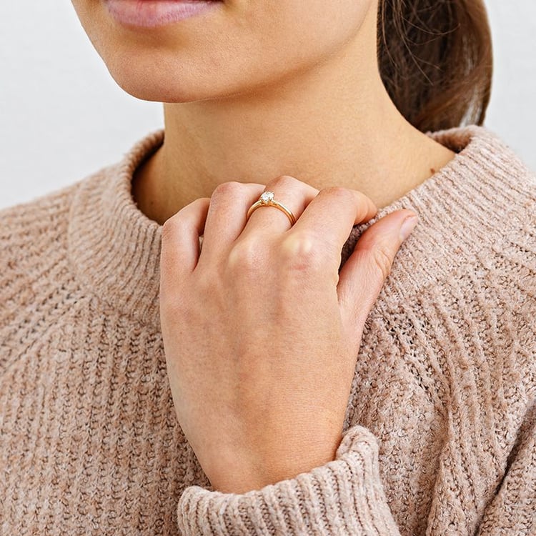 Zásnubní prsten s moissanitem Katya 133367