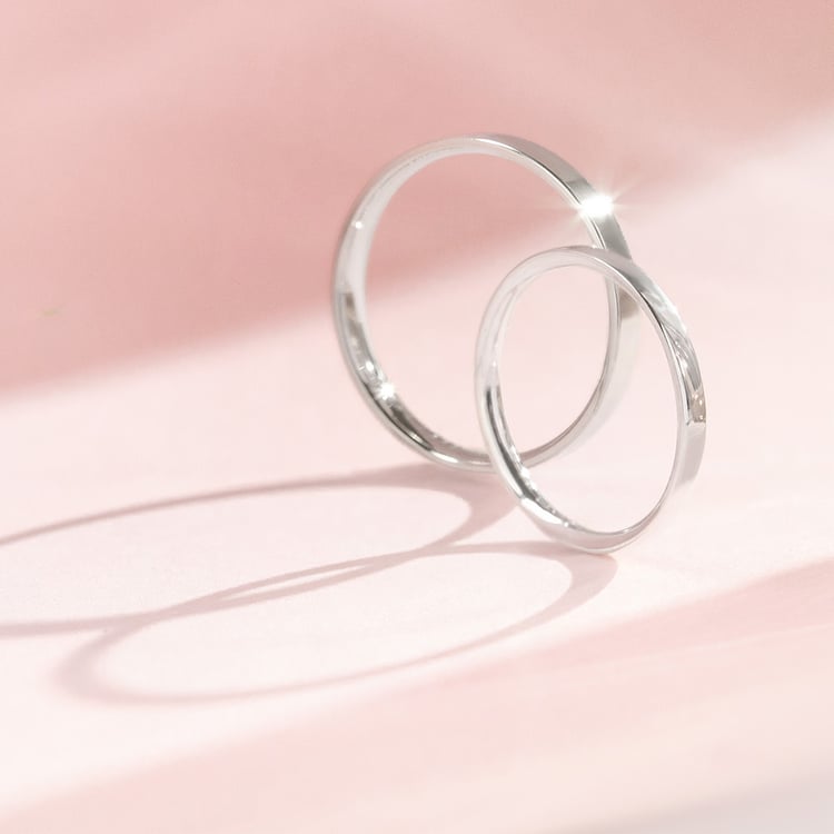 Ploché snubní prsteny z platiny 157893