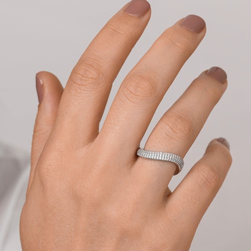 Half eternity zvlněný zlatý prsten s lab-grown diamanty Hjalmar