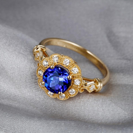 Tanzanit a diamanty 3656