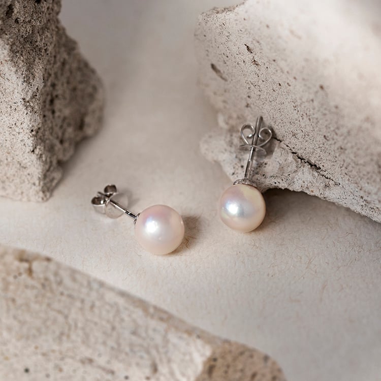 Akoya perly ve zlatých náušnicích Oanna 107654