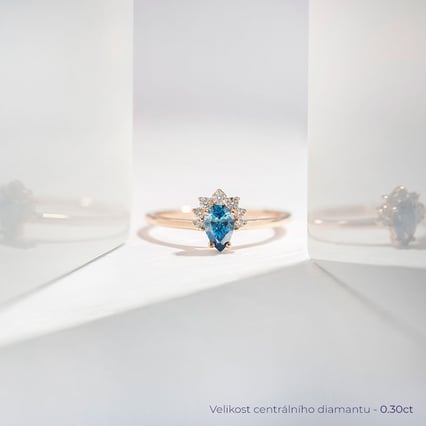Zásnubní prsten s certifikovaným fancy blue lab-grown diamantem Wilf