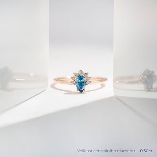 Zásnubní prsten s certifikovaným fancy blue lab-grown diamantem Wilf
