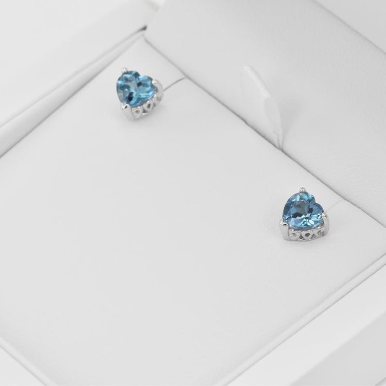 Srdíčkové topazy 6538