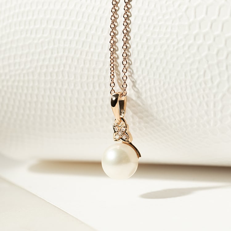 Perlový přívěsek s diamanty Camillei 134893