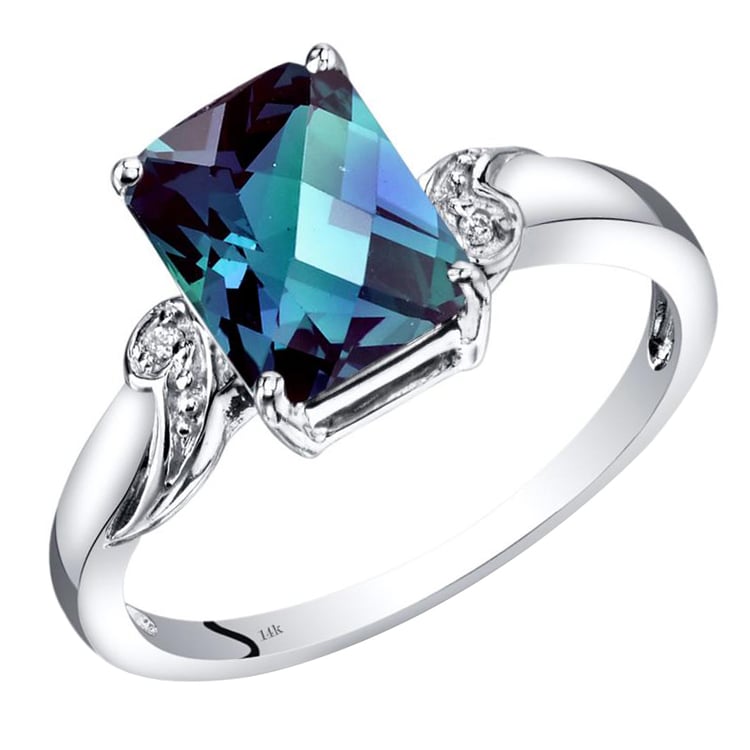 Zlatý prsten s Alexandritem a diamanty