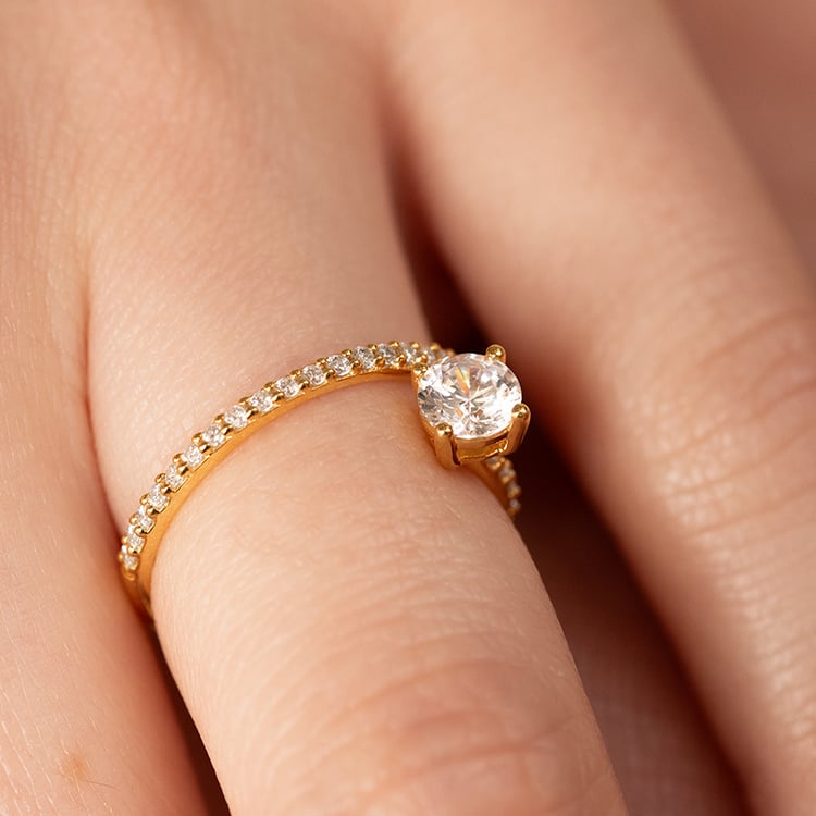 Atypický zásnubní prsten s diamanty Cyrus 137613