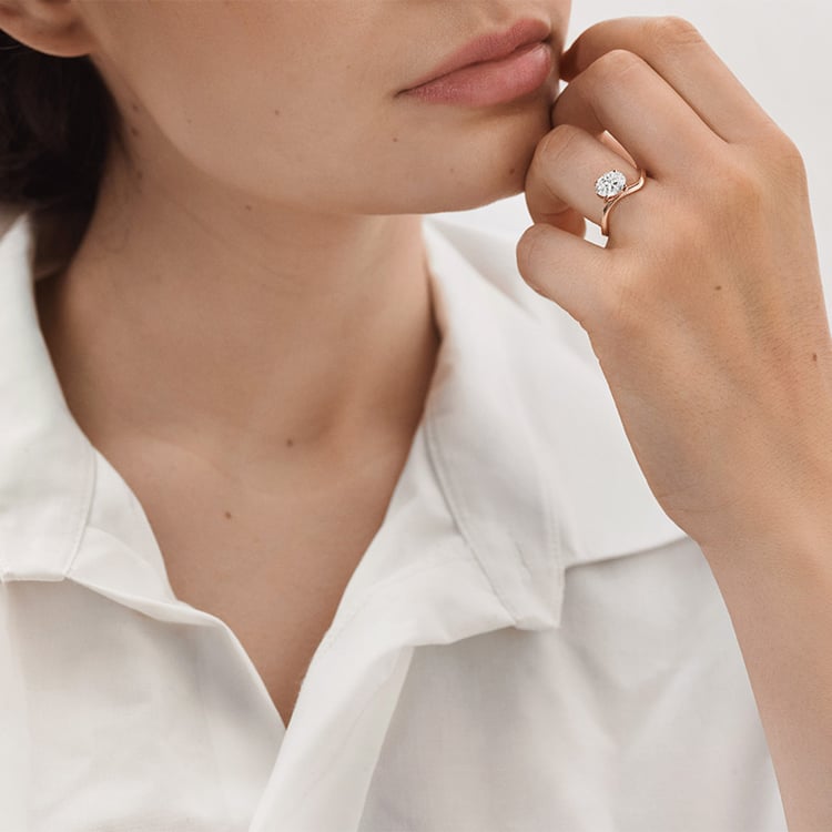 Originální zásnubní prsten 154801