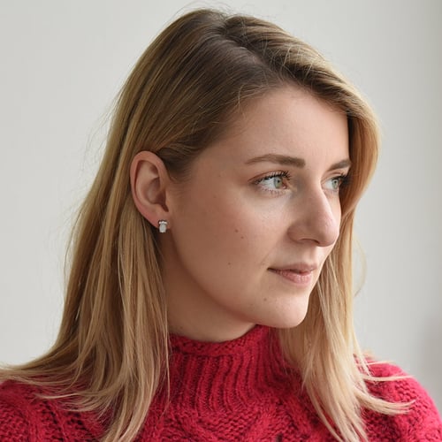 Stříbrné náušnice s měsíčním kamenem a topazy Perkin