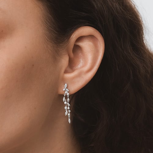 Visací diamantové náušnice Lungile
